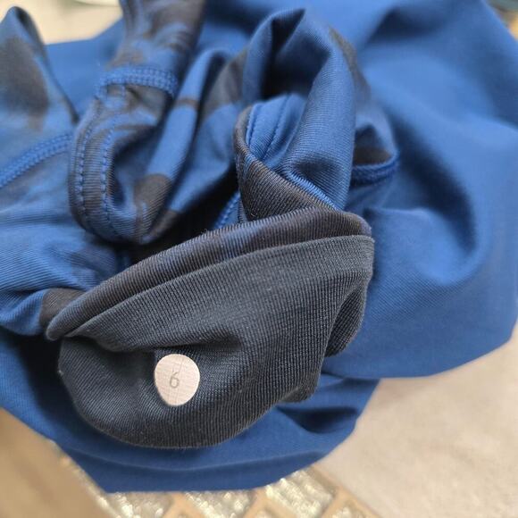 Lululemon Wunder Under Crop II Sz 6 Luxtreme Jumbo Inky Floral Black Inkwell - Picture 9 of 9